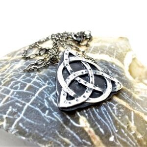 Silver Celtic Knot Pendant Necklace